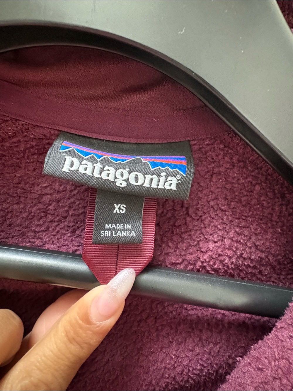 Patagonia Women's Full-Zip Fleece Jacket - size XS in Plum - Picture 3 of 7